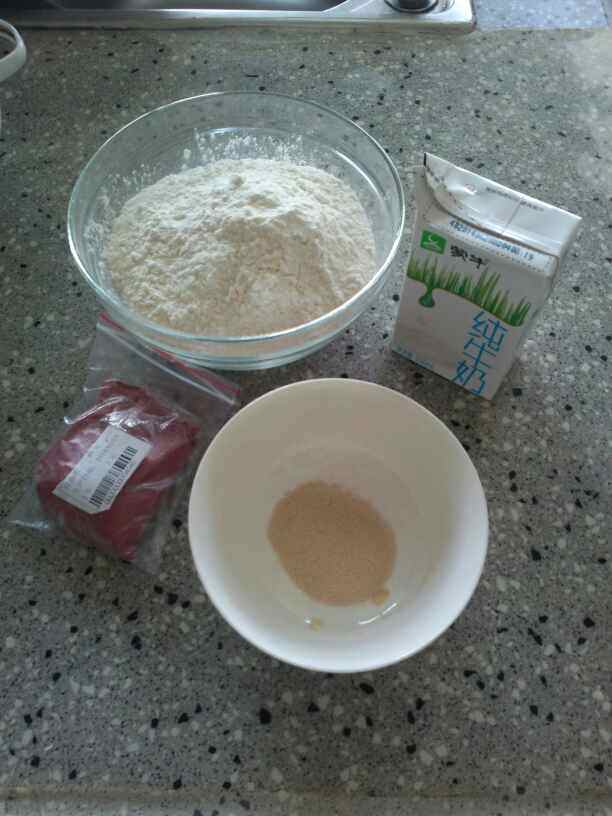 小猪牛奶馒头的做法，你get到了吗？