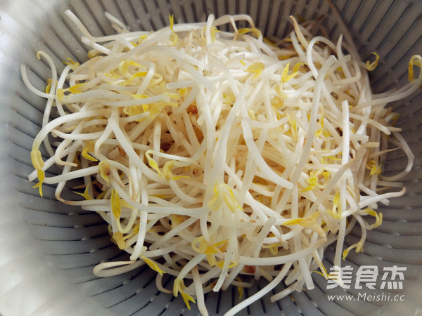 韭菜炒绿豆芽