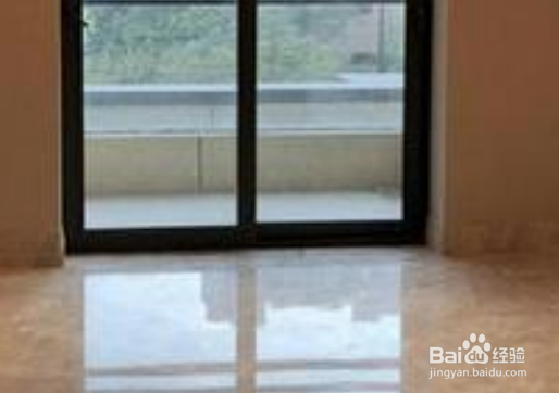 地漏往瓷砖下面流水怎么处理