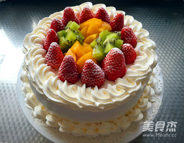 水果奶油蛋糕