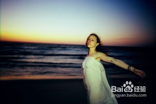 摄影技巧:如何拍出富有时尚艺术气息的时装作品