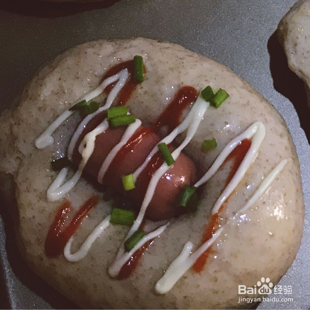 全麦香葱肠仔包的做法