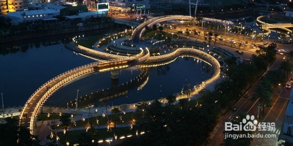 爱在“港都”高雄，徜徉爱河