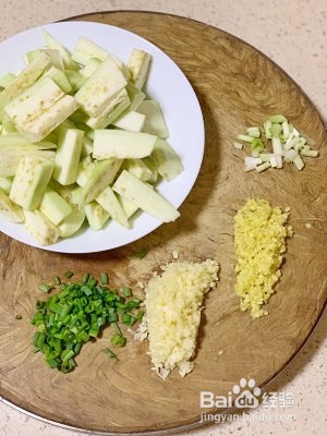 家常的肉沫茄子焖面