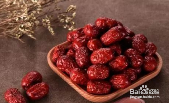 身体有两处揉一揉与常吃5物，养出漂亮和长寿