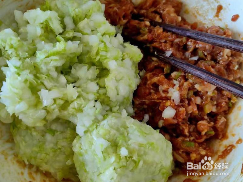 圆白菜猪肉水饺的做法