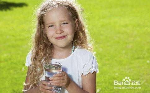 夏天小孩怎么防止中暑