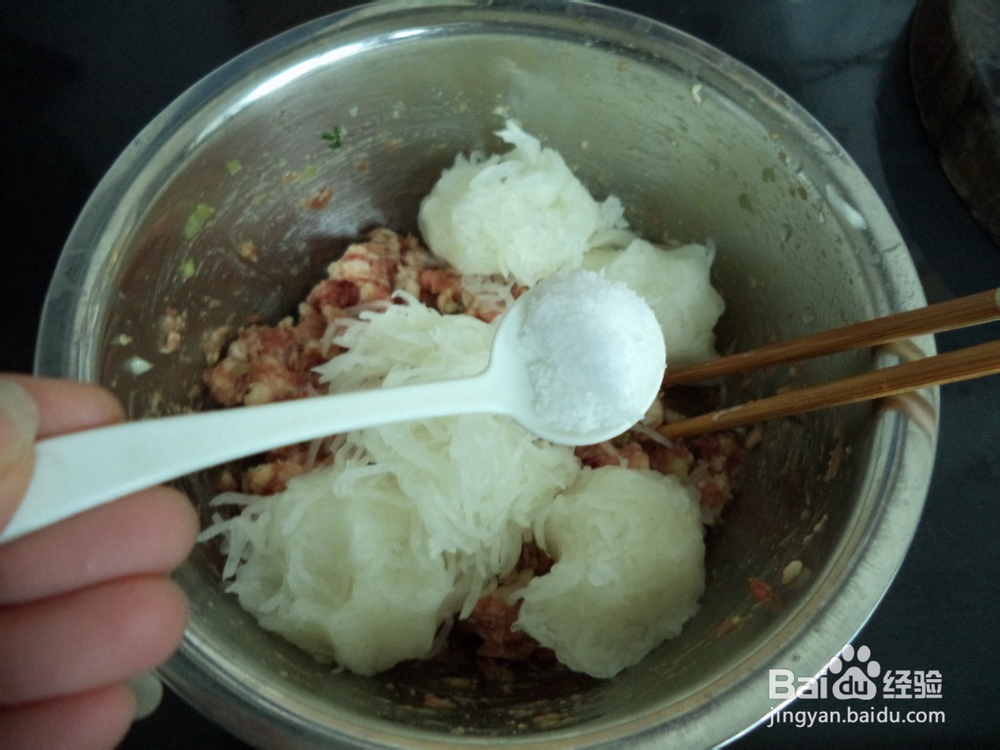 家常白萝卜猪肉饺子