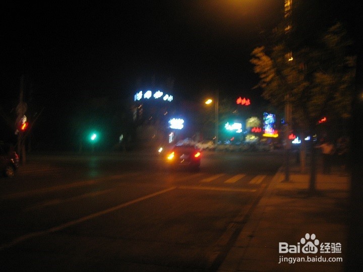 旅游的夜晚怎样拍夜景画面