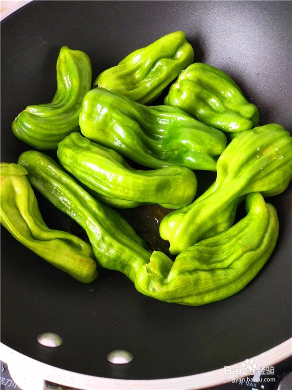虎皮青椒塞肉的做法