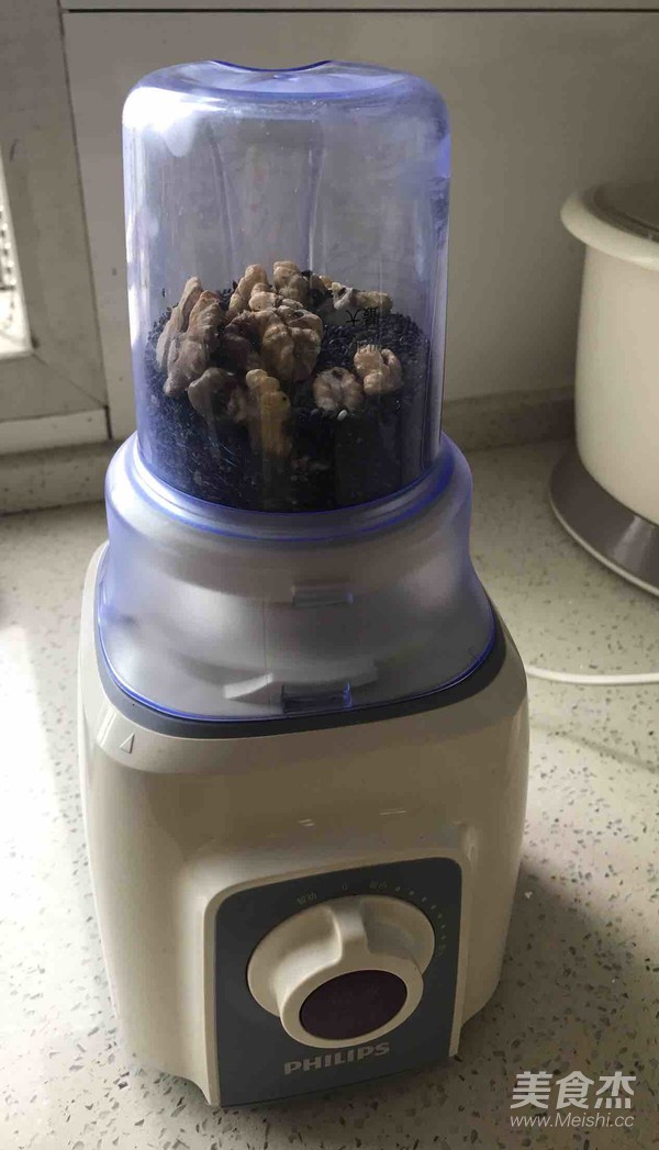 黑芝麻核桃手工面