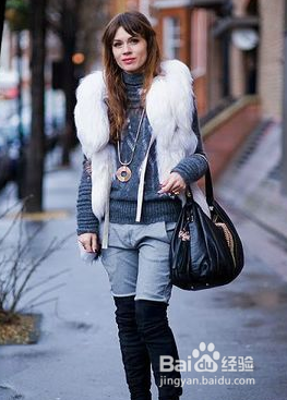 达人教你春日巧搭皮草马甲