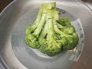 养生食补干锅西兰花（仿制烧烤西兰花）的做法