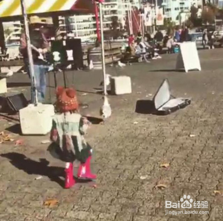 昆凌给小周周选错鞋，宝宝购鞋有讲究