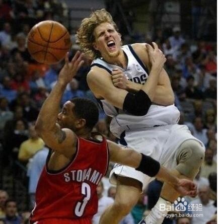 nba十大超级搞笑瞬间，麦迪被科比深深折服