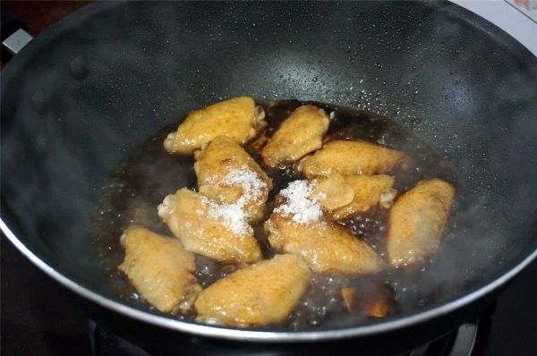 喼汁酸甜酱鸡翅