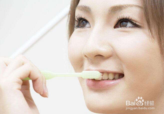 抽烟牙齿黄怎样变白