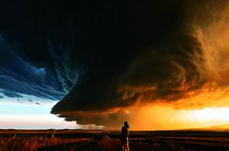 如何与高颜值异性上司相处