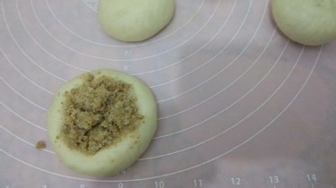 花生小餐包的做法