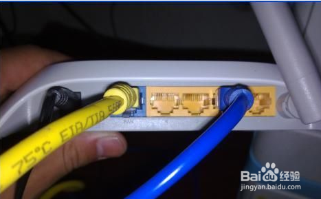 如何安装与设置电脑无线路由器？