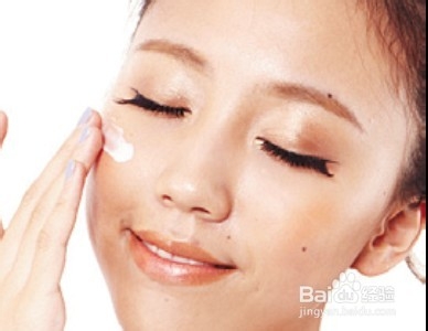 怎样去除脸上的脂肪粒