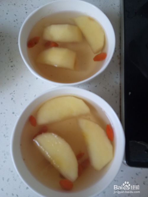 一款简单的砂锅苹果糖水