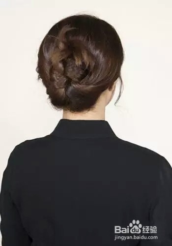 庄重浪漫的盘发