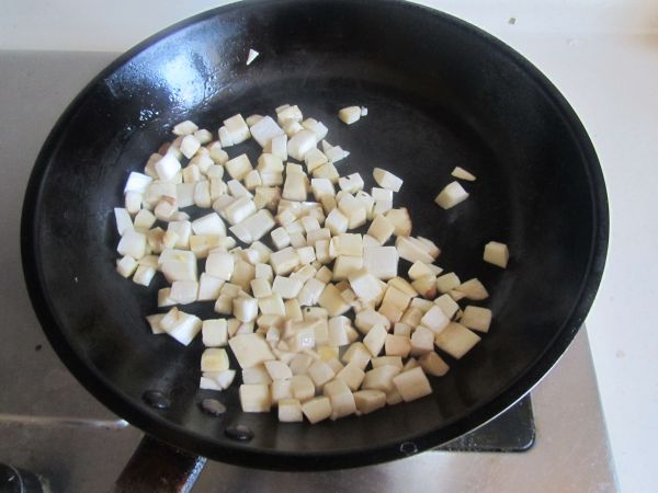 玉米毛豆炒杏鲍菇丁