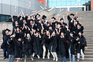 高中生刚刚进入大学一般会有什么事情