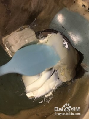 如何制作美味的红豆乳酪芝士蛋糕？