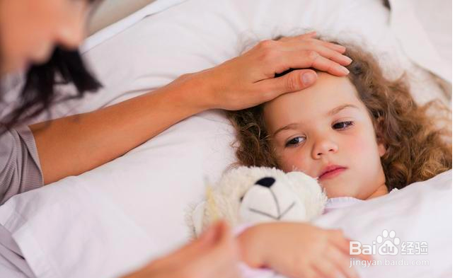 正确处理宝宝发烧的方法