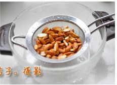 杏仁芝麻小鱼干