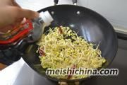 无肉也欢之【豆芽炖粉条】