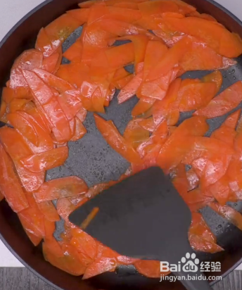 胡萝卜炒肉片的做法