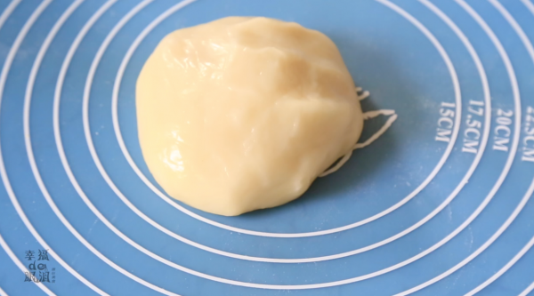 抹茶红豆肉松面包