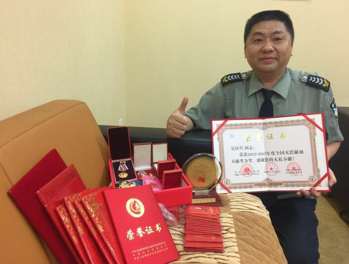 优秀士兵和优秀士兵嘉奖有什么区别