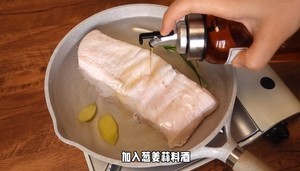 如何做脆皮五花肉