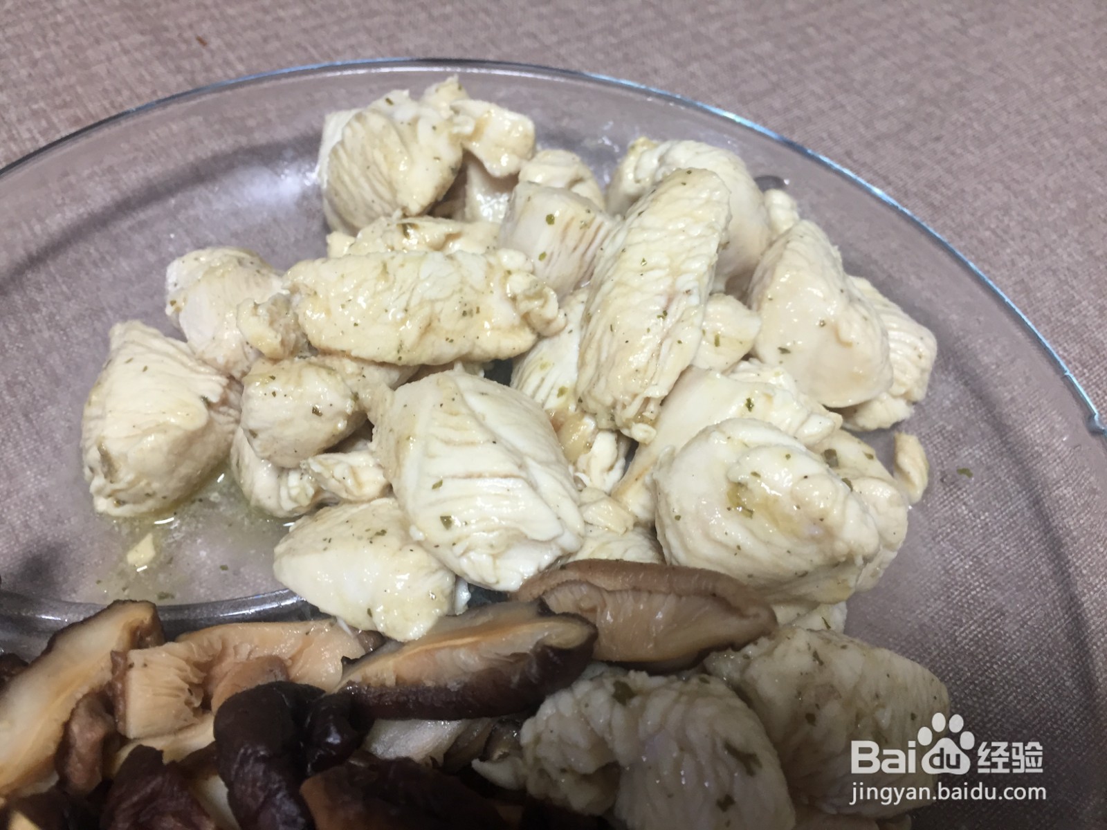 香菇土豆炖鸡块