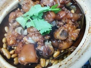 黄豆炖猪蹄猪手