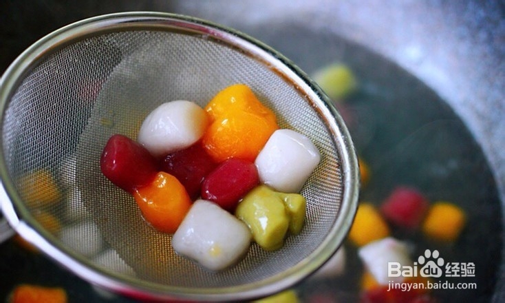 椰浆红豆芋圆水果捞