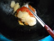 蒜蓉菜心拌茄汁藕片--做法