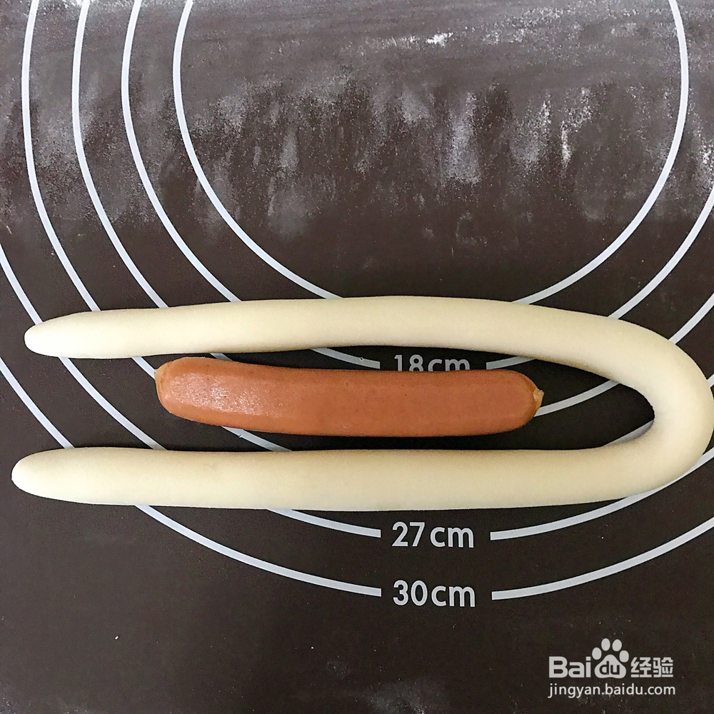 做饭小白一看就会的香肠兔子馒头