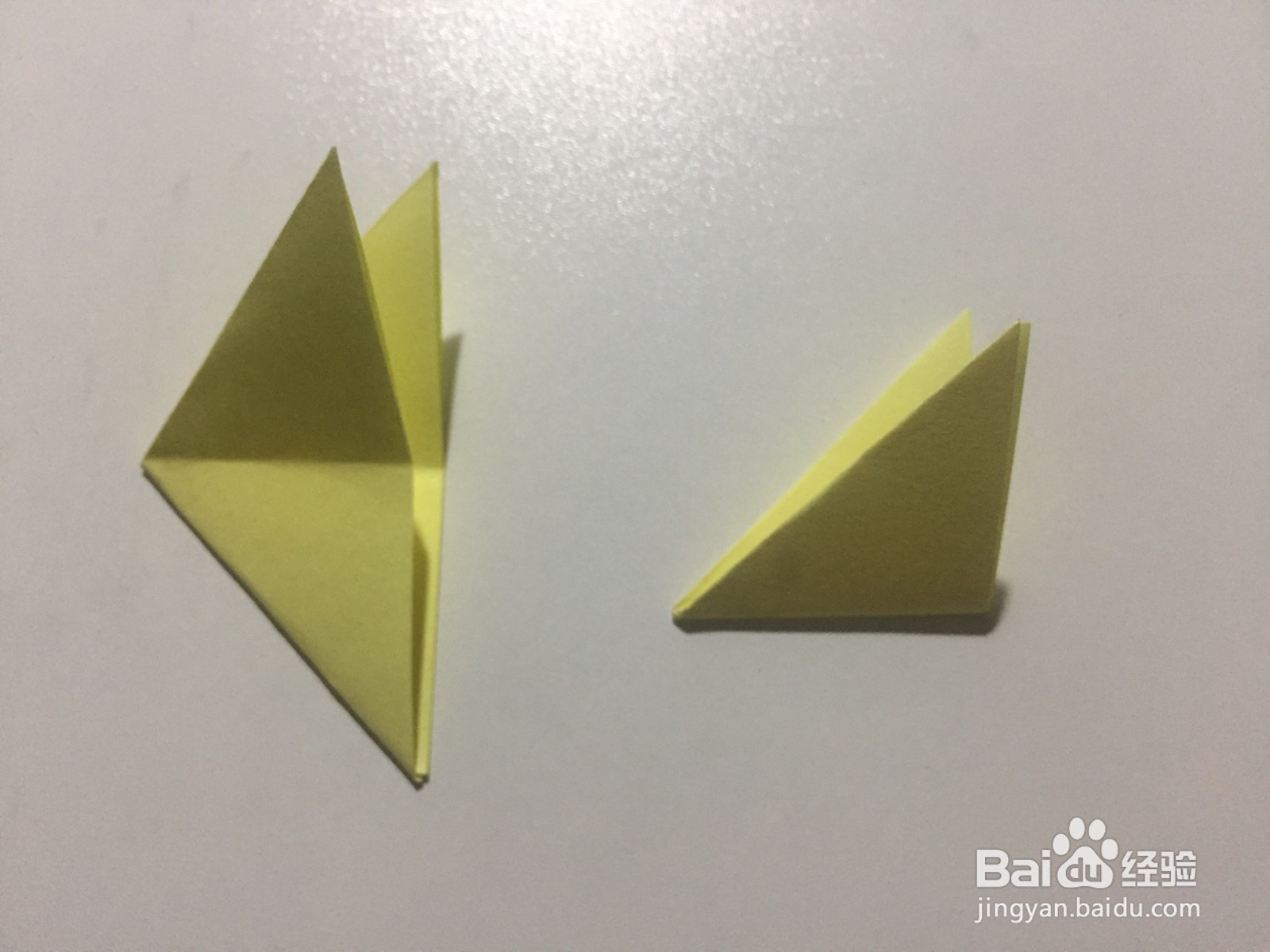 儿童剪纸——如何用彩纸剪正方形纹饰（2）