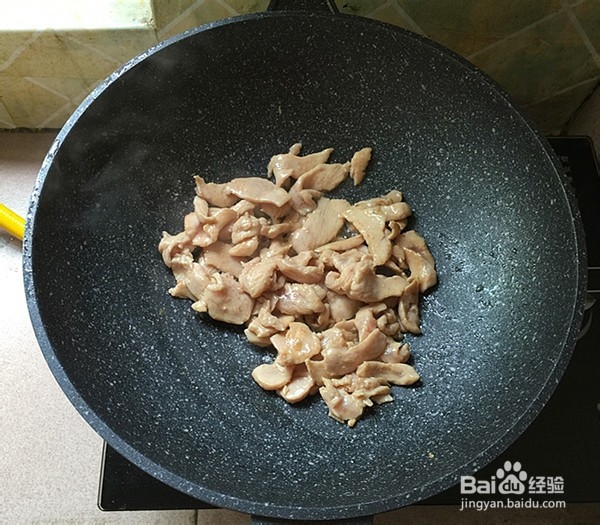 自制香菇炒鸡胸肉