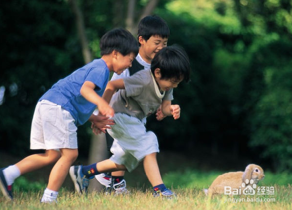 孩子的性格内向怎么办?