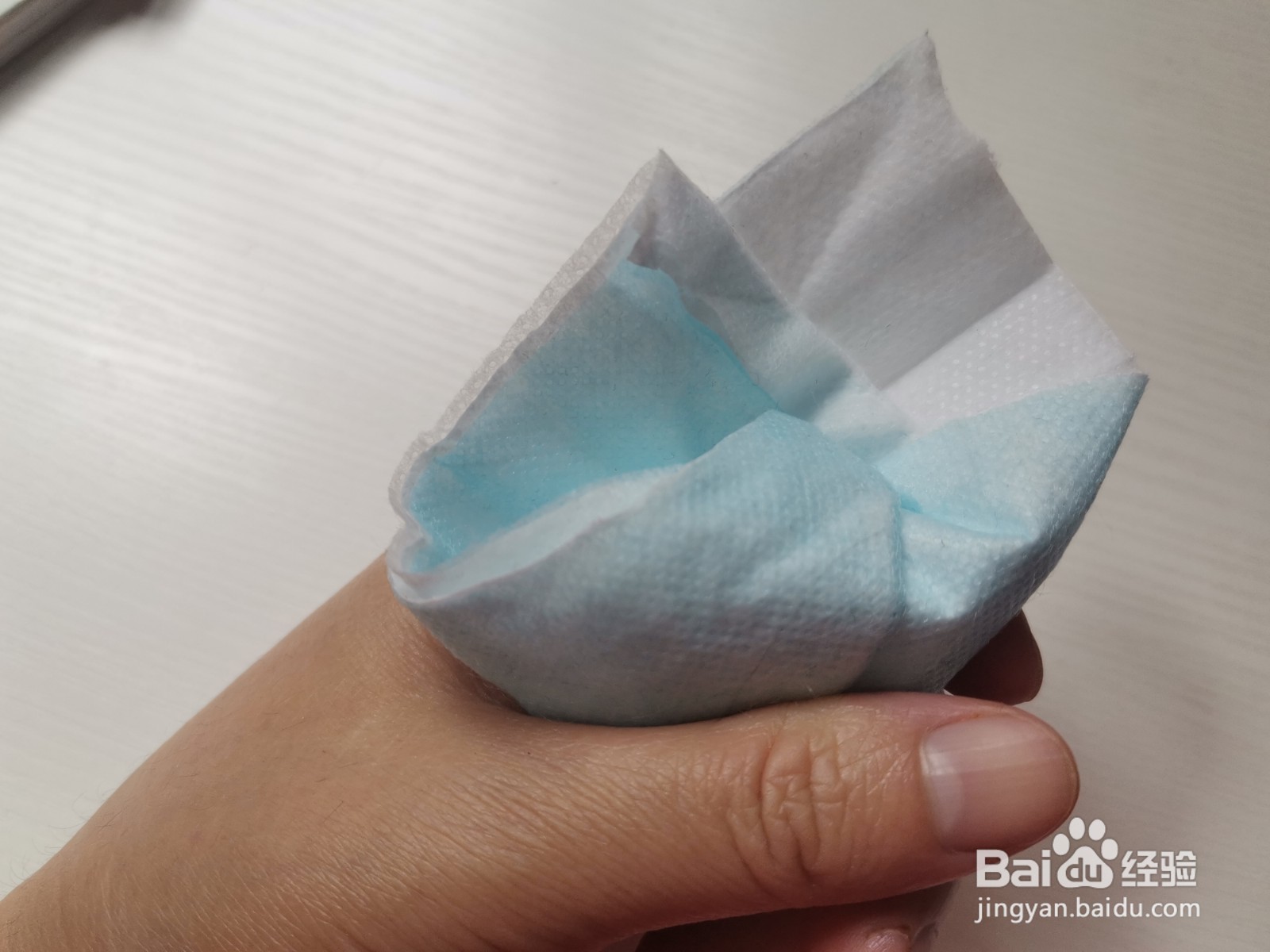 用口罩制作手工粽子