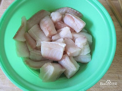 荷豆洋葱炒鱼柳