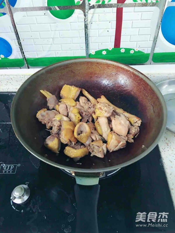 笨鸡炖蘑菇的做法