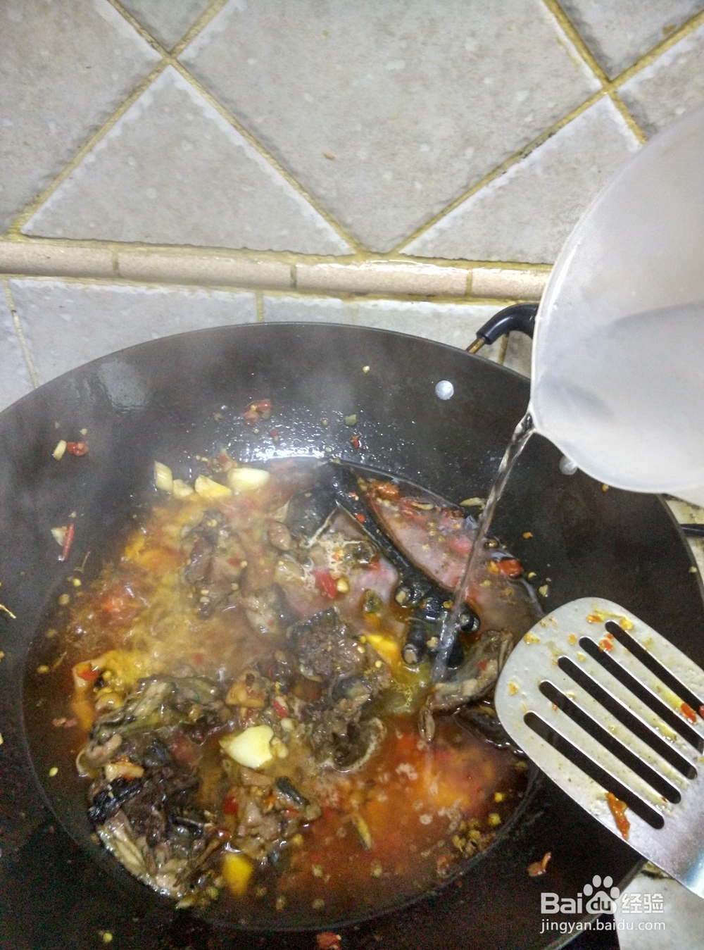 土豆烧鸡的做法