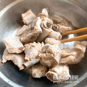 食补养生快手玉米面粥的做法